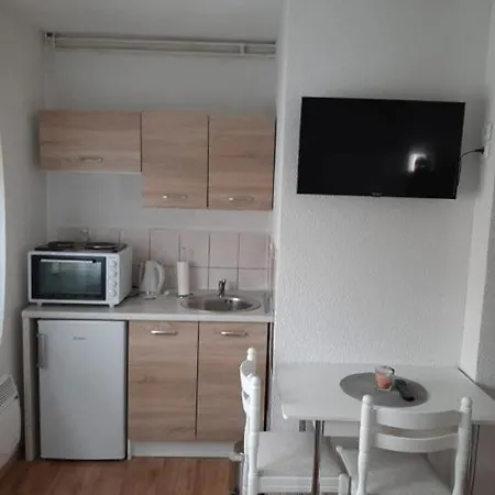 Mix3 - Maksimir, Kbc Rebro Apartment *
