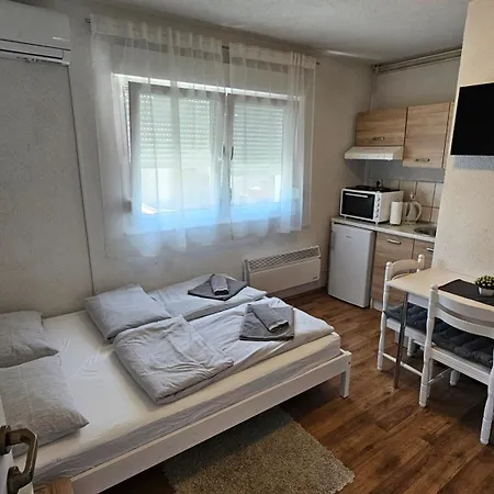 Mix3 - Maksimir, Kbc Rebro Zagreb