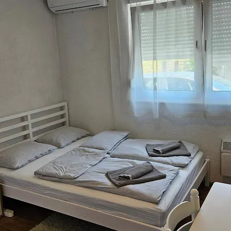 Mix3 - Maksimir, Kbc Rebro Apartment
